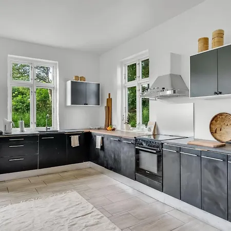 Apartment Geraldine - 3-5km To The Fjord By Interhome